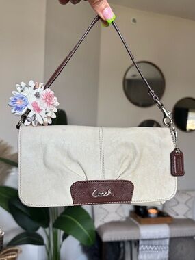 🤎🤍🤎COACH Ashley Large Wristlet Mini Bag 🤎🤍🤎